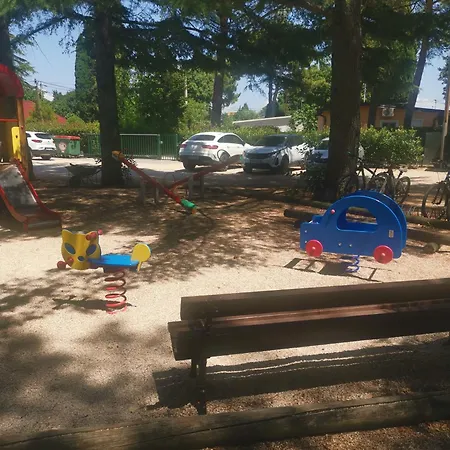 Tatil parkı Mimoza